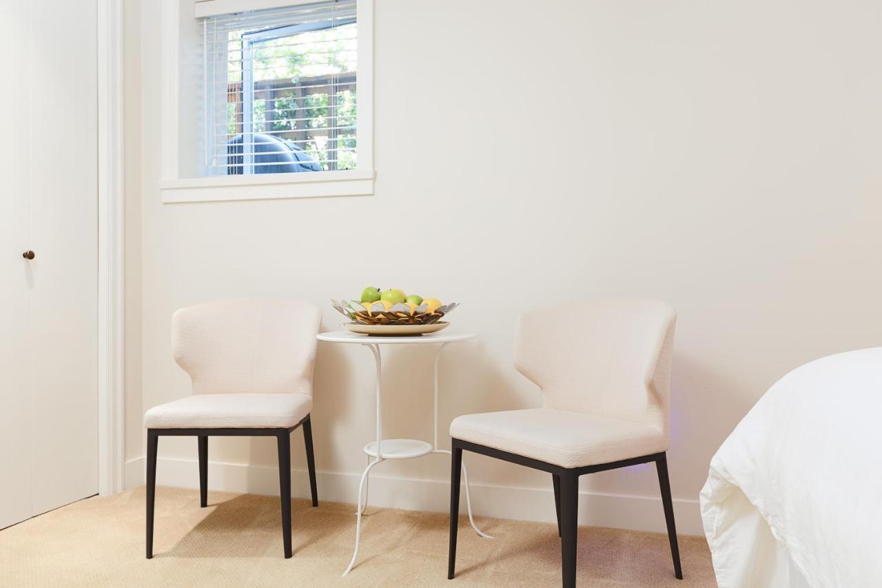 Cozy 3Bdr Suite Near Queen Elizabeth Park Ванкувър Екстериор снимка
